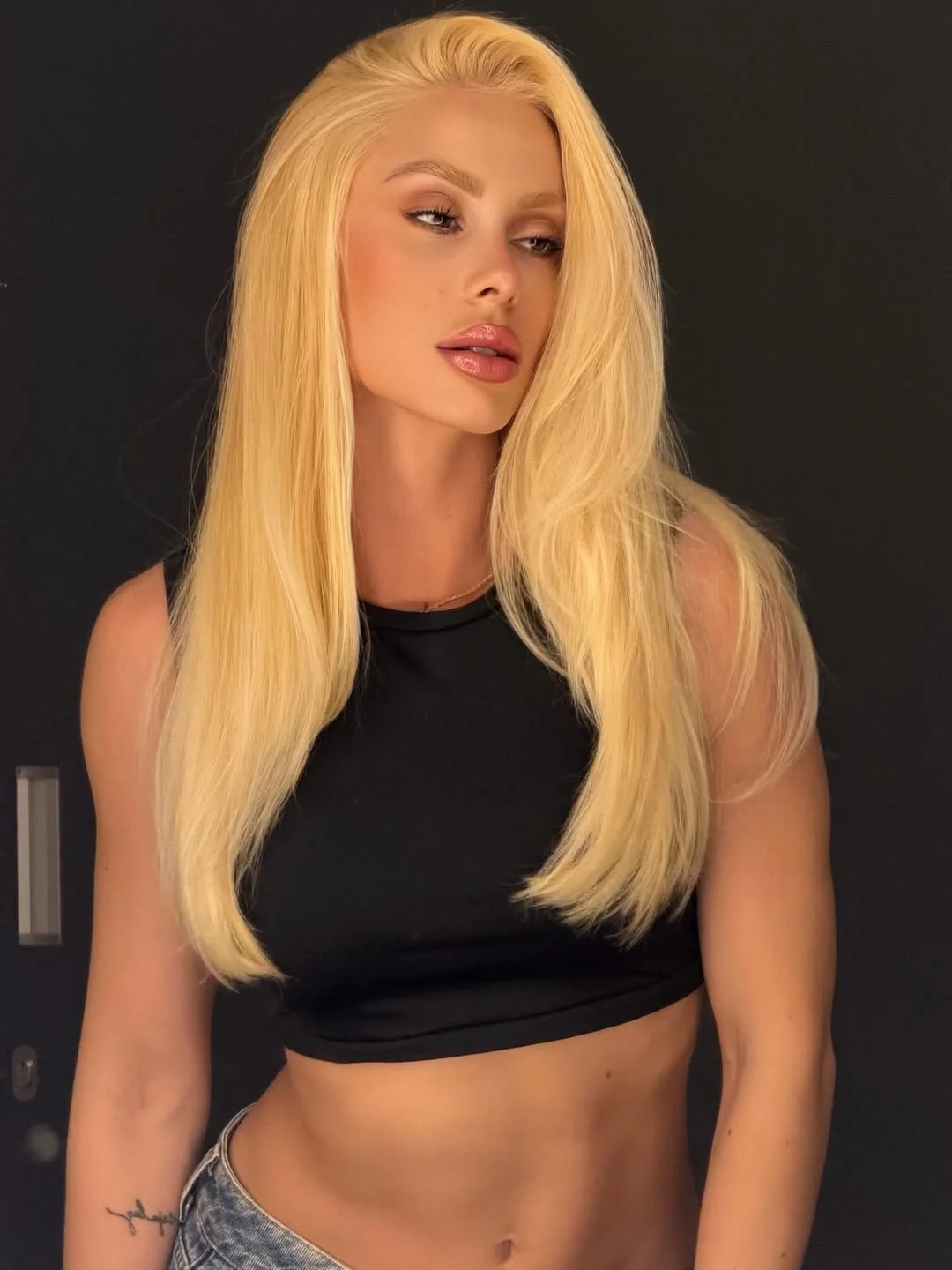 beachy summer blonde hair color 2026 Classic Butter Blonde With Sleek Summer Length