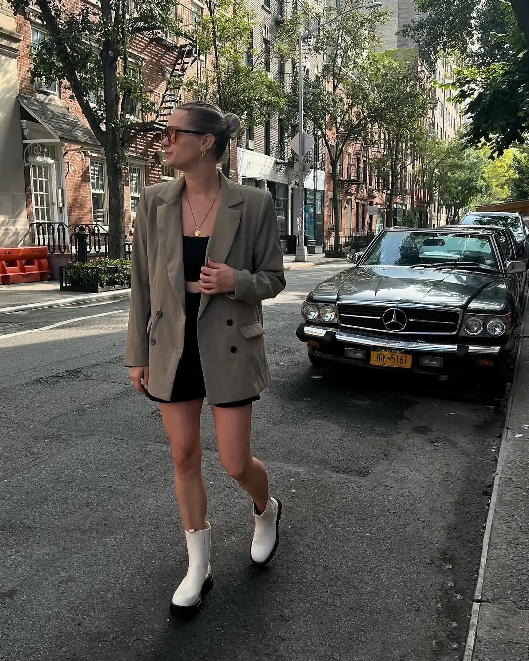 casual summer blazer outfits 2026 Oversized Blazer With Black Mini And City Edge