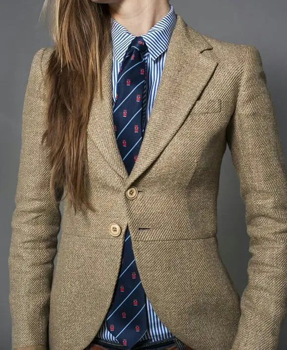casual summer blazer outfits 2026 Tailored Blazer With Shirt And Tie For Modern Edge
