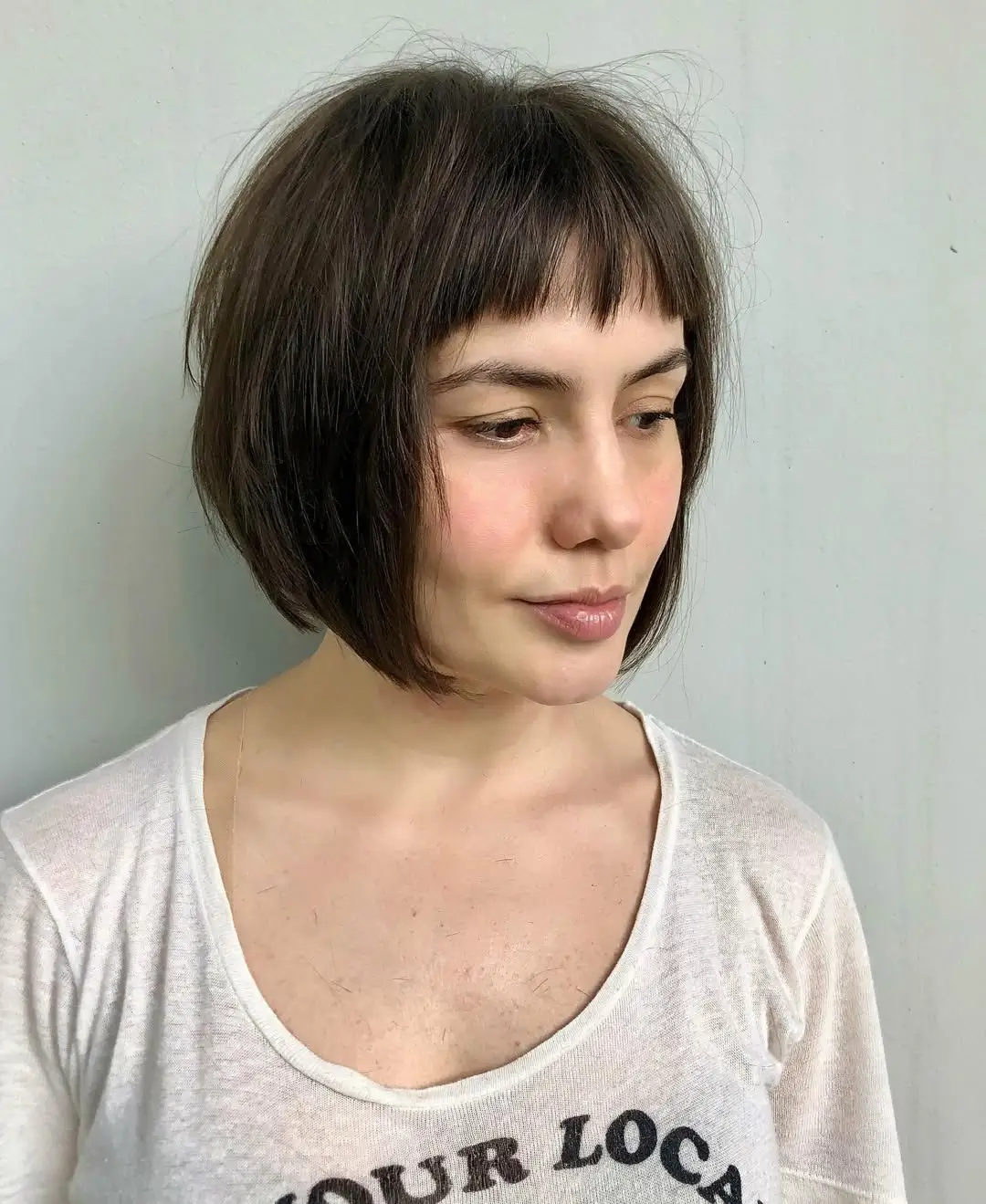 21 choppy summer bob haircut 2026 Soft Platinum Wavy Bob With Airy Ends