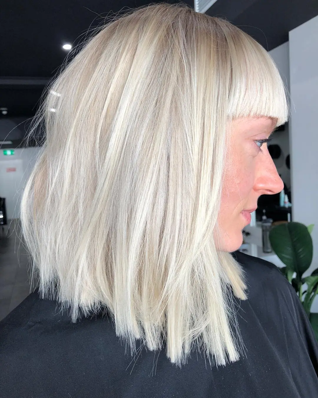 21 choppy summer bob haircut 2026 Platinum Choppy Bob With Blunt Fringe Edge