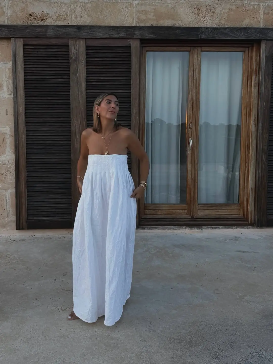 Summer Minimal White Strapless Dress That Feels Clean and Elevated