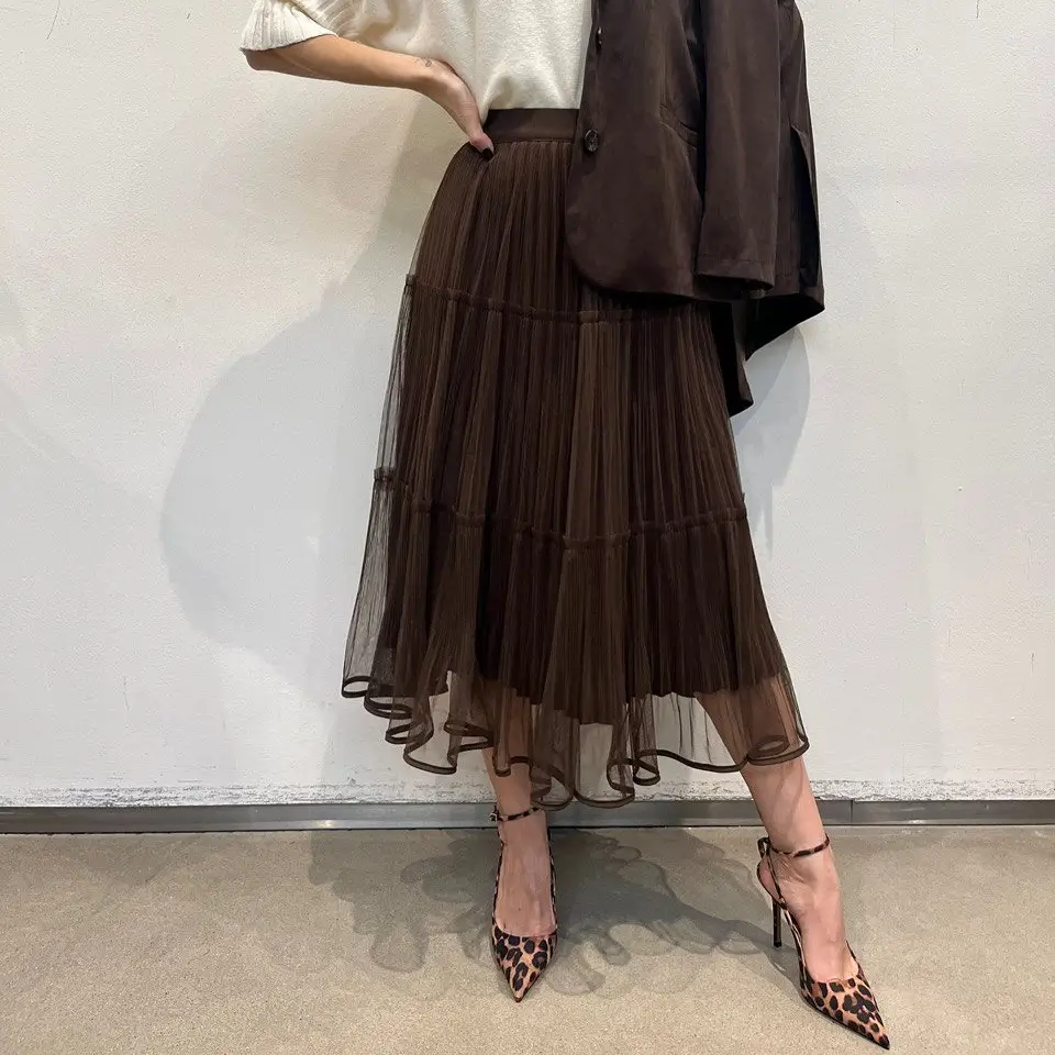 21 flowy summer skirt outfits 2026 Elegant Long Brown Tulle Skirt With Statement Heels