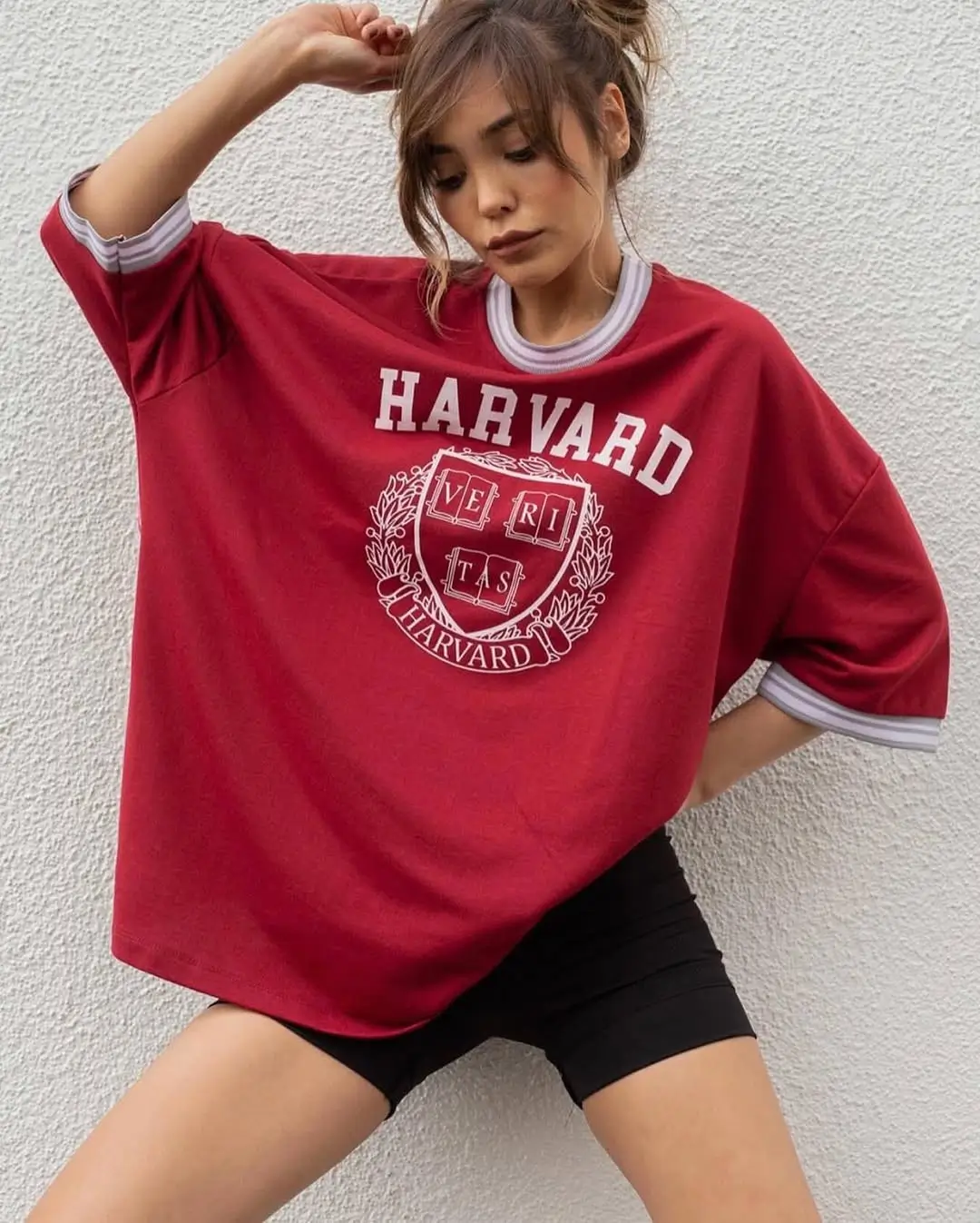 25 oversized summer outfit 2026 Oversized graphic tee with biker shorts for bold casual energy