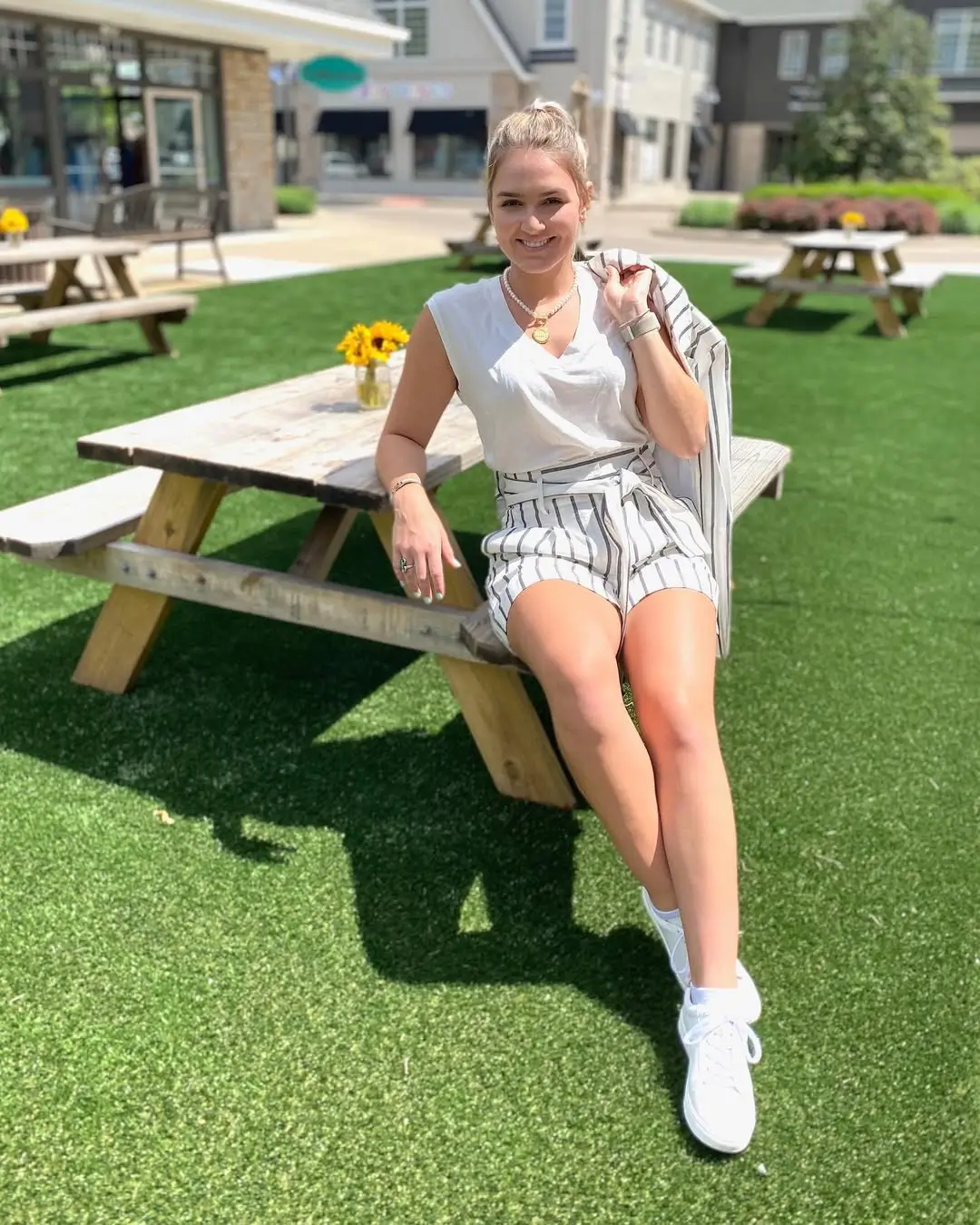 25 summer business casual outfit 2026 playful striped tailoring with relaxed summer charm