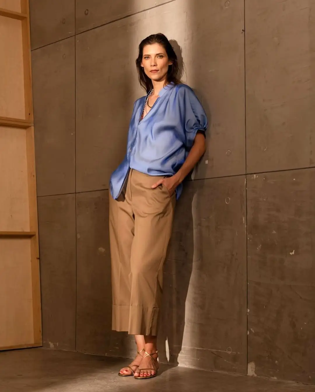 25 summer business casual outfit 2026 soft blue ease with tailored summer balance