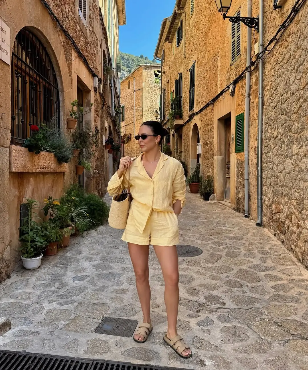 24 summer linen outfits 2026 Soft Lemon Linen Set That Feels Like Vacation Skin