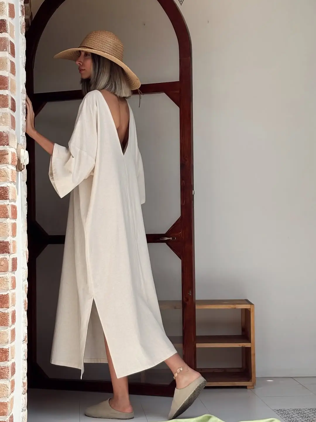 24 summer linen outfits 2026 Flowing Linen Kaftan That Feels Calm and Effortless