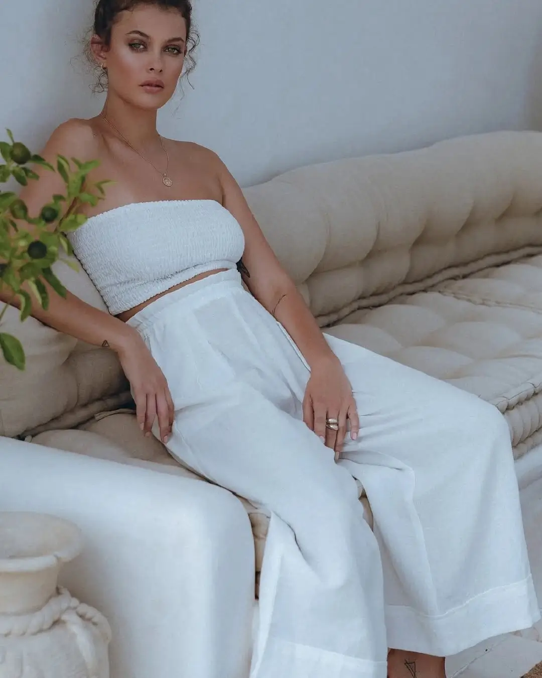 24 summer linen outfits 2026 Soft Linen Lounge Set That Blurs Home and Street Style