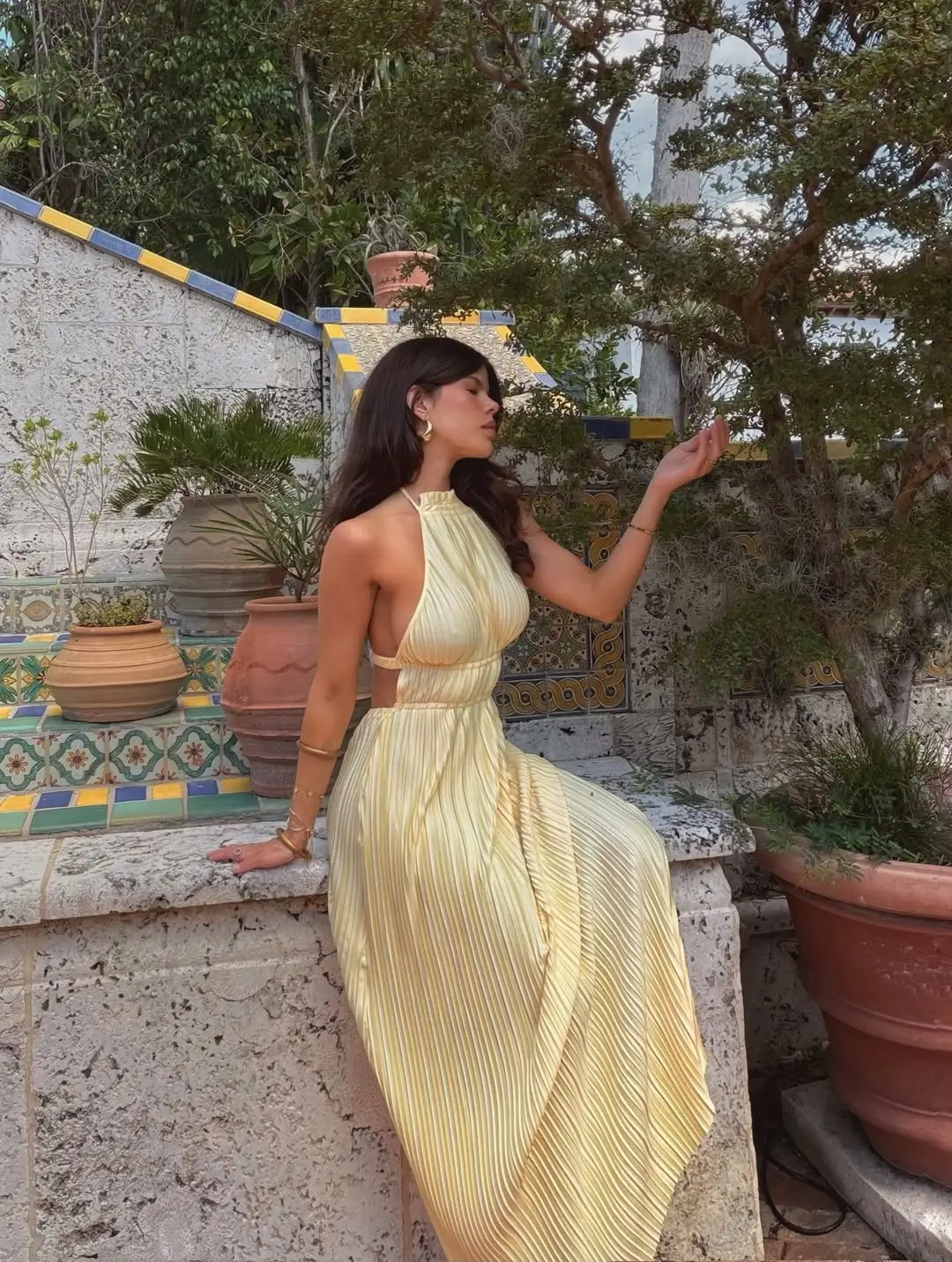 24 summer sleeveless dresses 2026 Pleated Halter Maxi Dress That Feels Like a Getaway