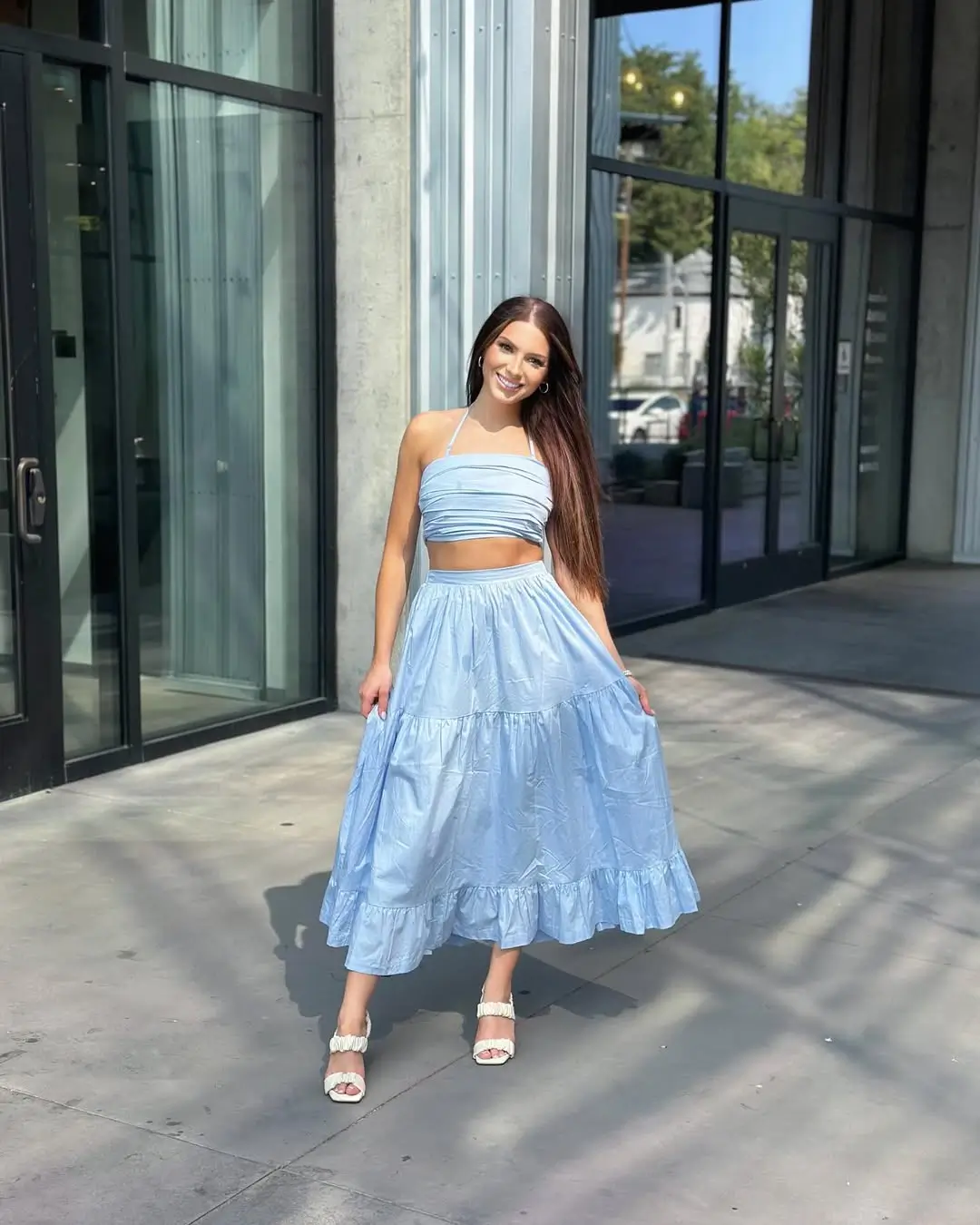 Sunday summer brunch outfits 2026 Soft Blue Sets and Feminine Movement