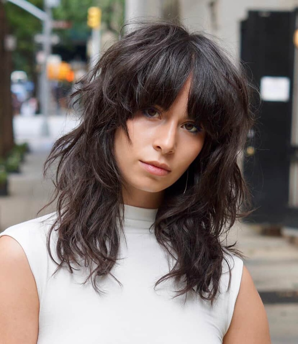 textured summer haircuts for medium hair 2026 Choppy Layered Shag with Natural Texture