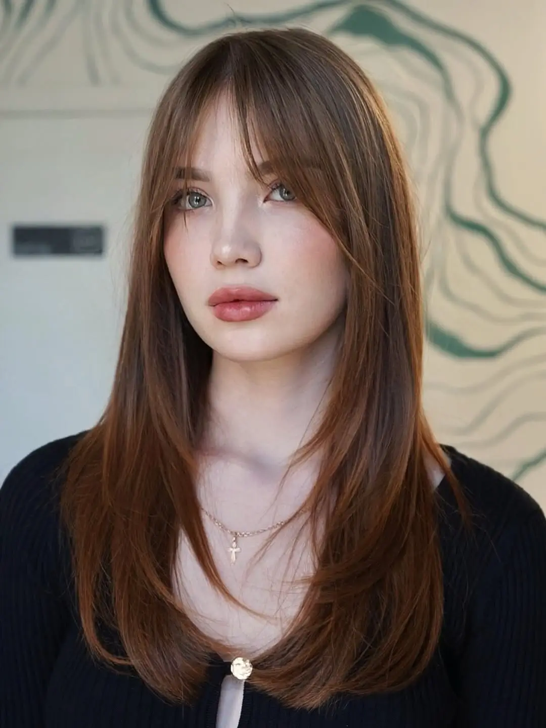 textured summer haircuts for thin fine hair 2026 Soft cascading layers with airy fringe