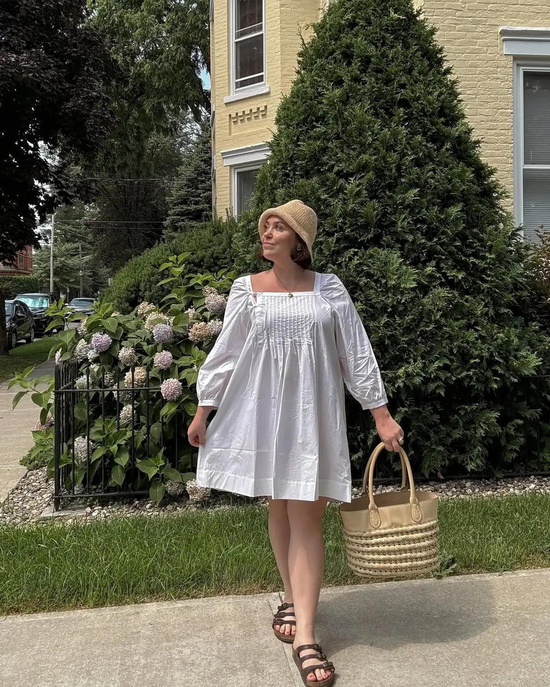 trendy midsize outfits summer 2026 Relaxed White Dresses That Feel Effortlessly Chic