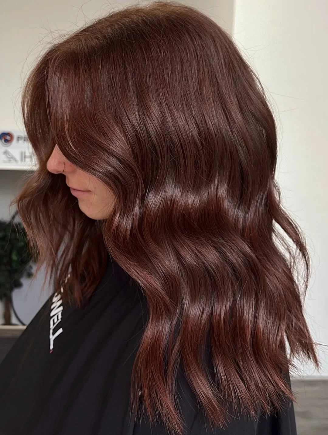 warm summer hair color ideas for brunettes 2026 Deep Auburn Chocolate Waves With Glossy Warmth