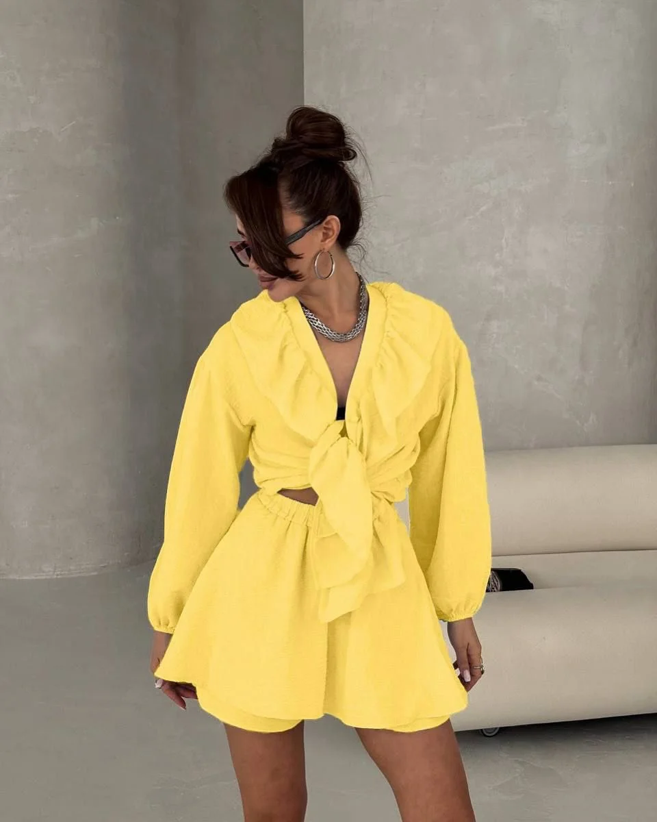 24 June Outfits Ideas for women 2026 Butter Yellow Rompers Are Bringing Playful Energy Back Into Summer Fashion