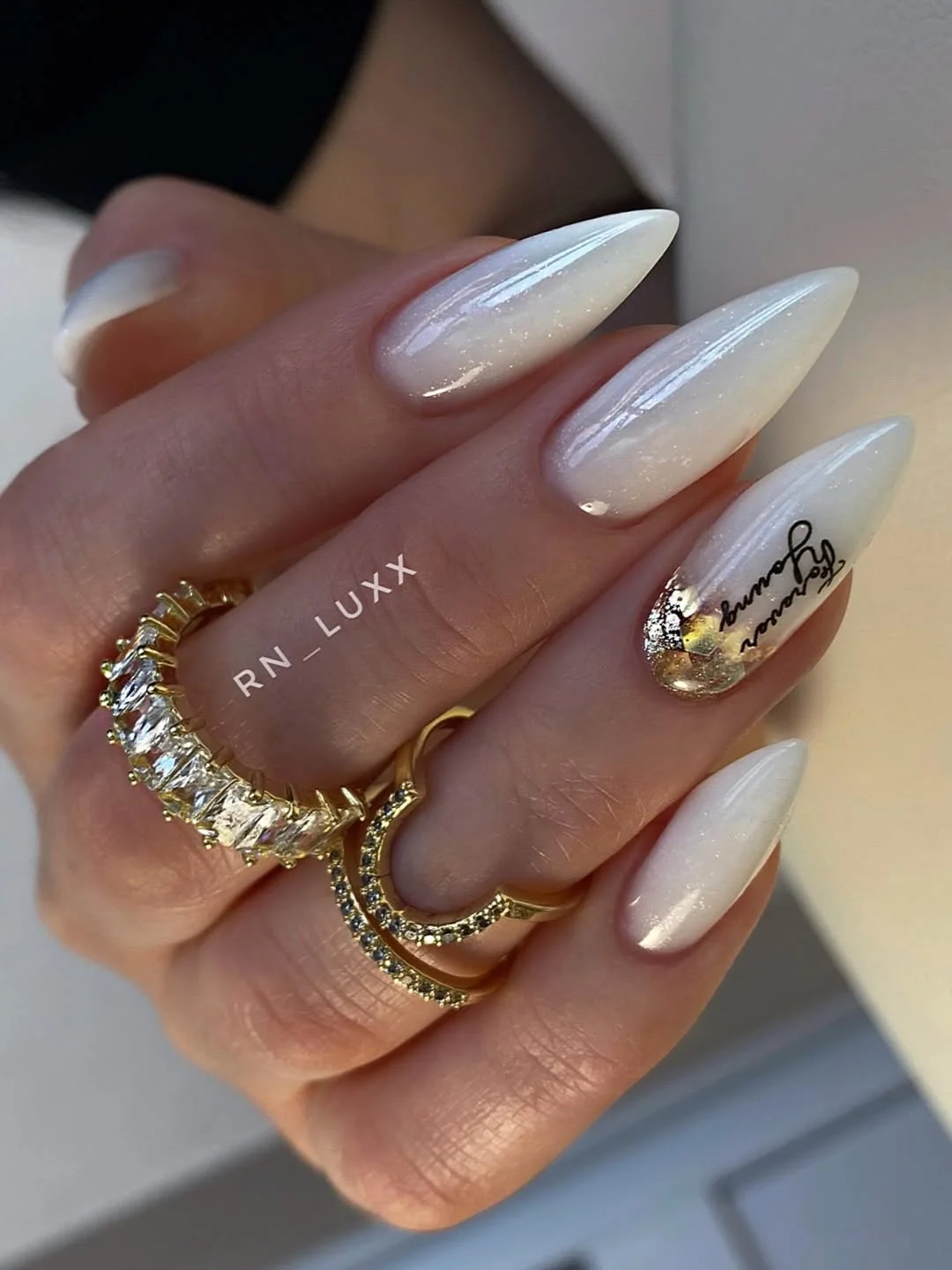 summer beach nails 2026 Glazed Pearl Beach Nails With Luxurious Mermaid Shine