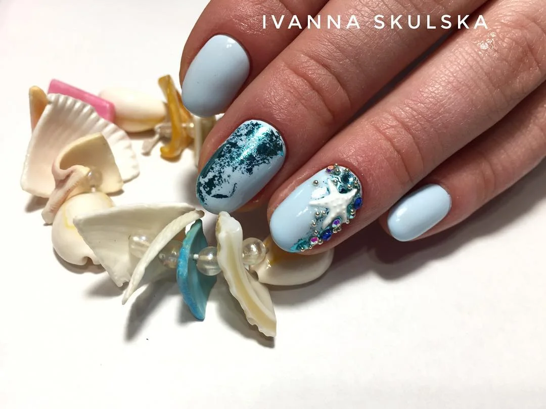 summer beach nails 2026 Starfish Accent Nails That Feel Straight Out Of A Beach Souvenir Shop