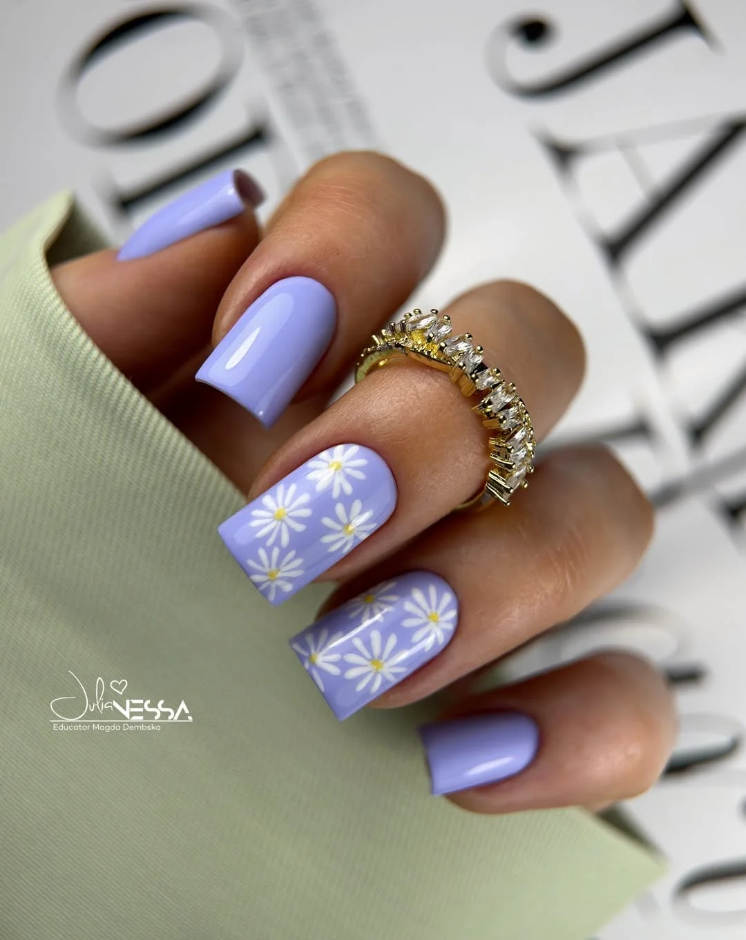 summer beach nails 2026 Lavender Daisy Nails With Soft Retro Summer Energy