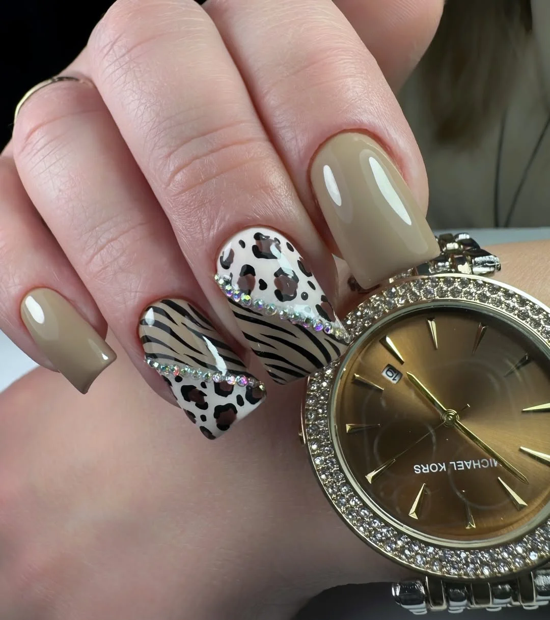 24 summer nail colors 2026 Neutral Safari Nails That Make Animal Print Feel Sophisticated Again
