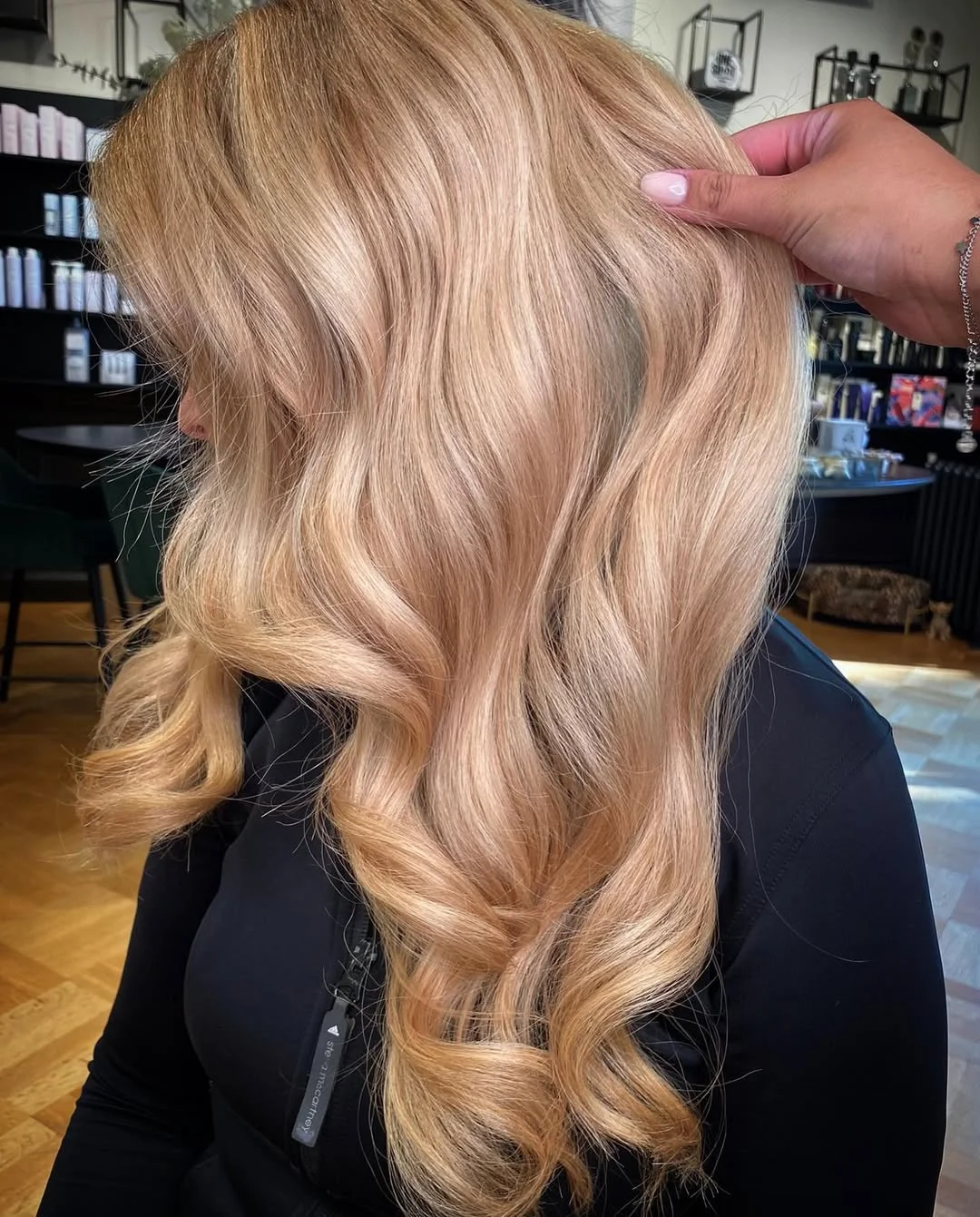 23 warm summer honey blonde hair color 2026 Golden Honey Blonde With Luxe Satin Curls