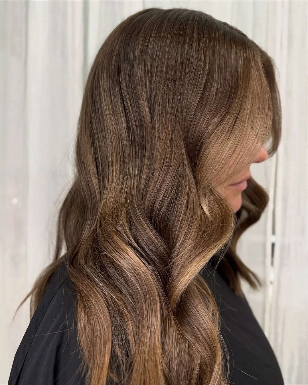 warm summer honey brown hair color 2026 Dimensional Mushroom Honey Brown With Face-Framing Glow