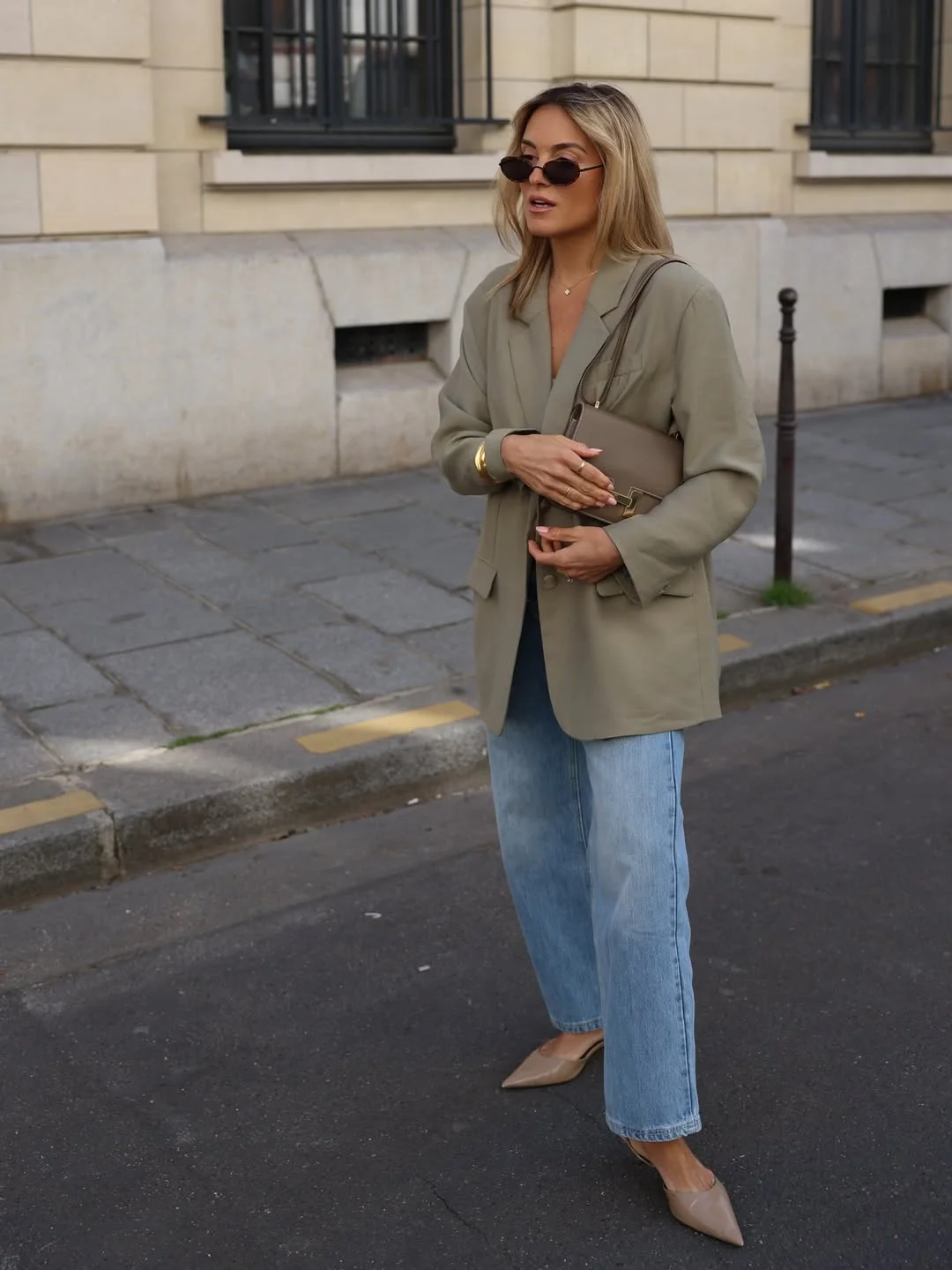 21 cute fall blazer outfits 2026 Casual Fall Denim With an Olive Blazer