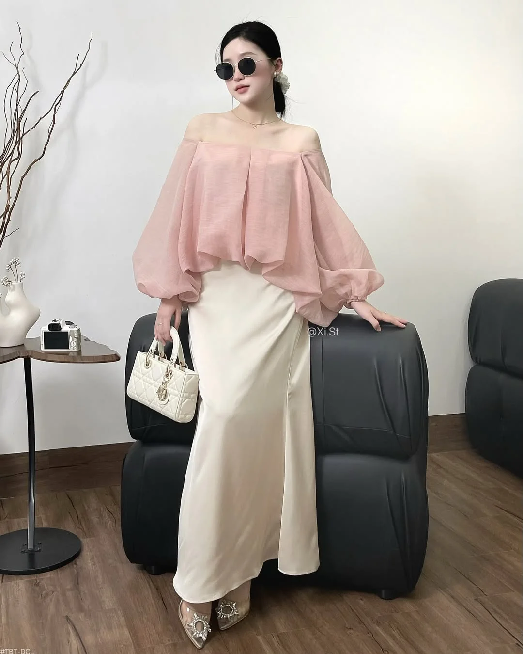20 Early summer outfits 2026 Soft Pink Off-Shoulder Elegance