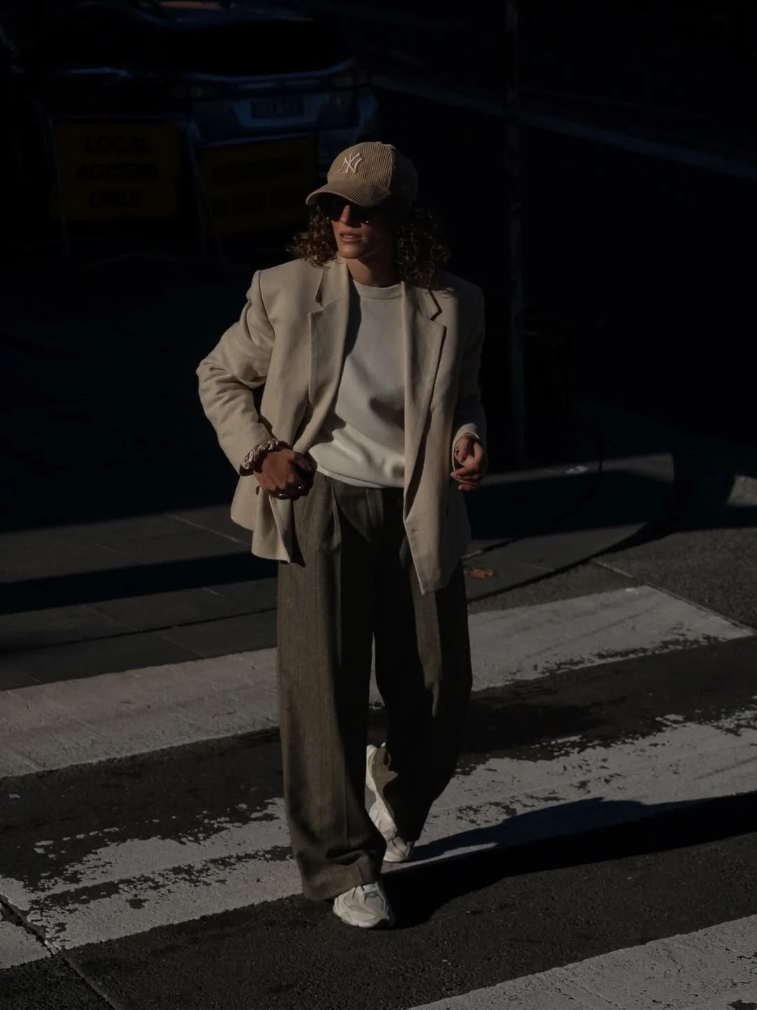 18 fall streetwear outfits NYC 2026 Relaxed Tailoring With Uptown Streetwear Appeal