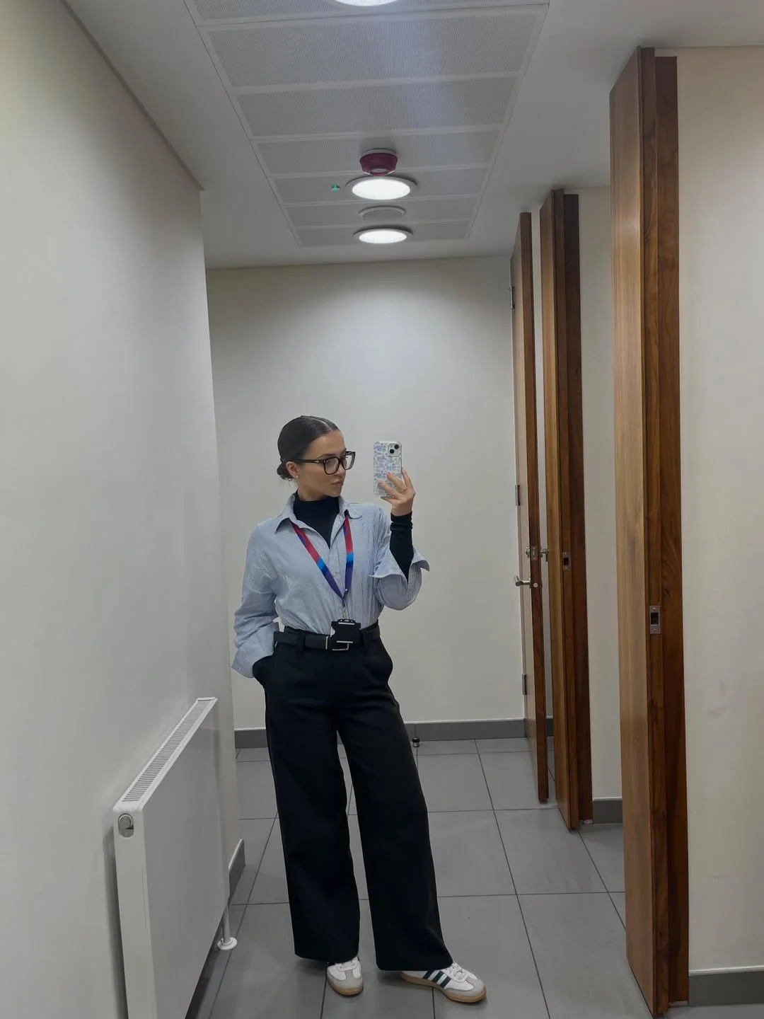 21 fall work outfits 2026 Smart Layered Separates with Casual Office Energy