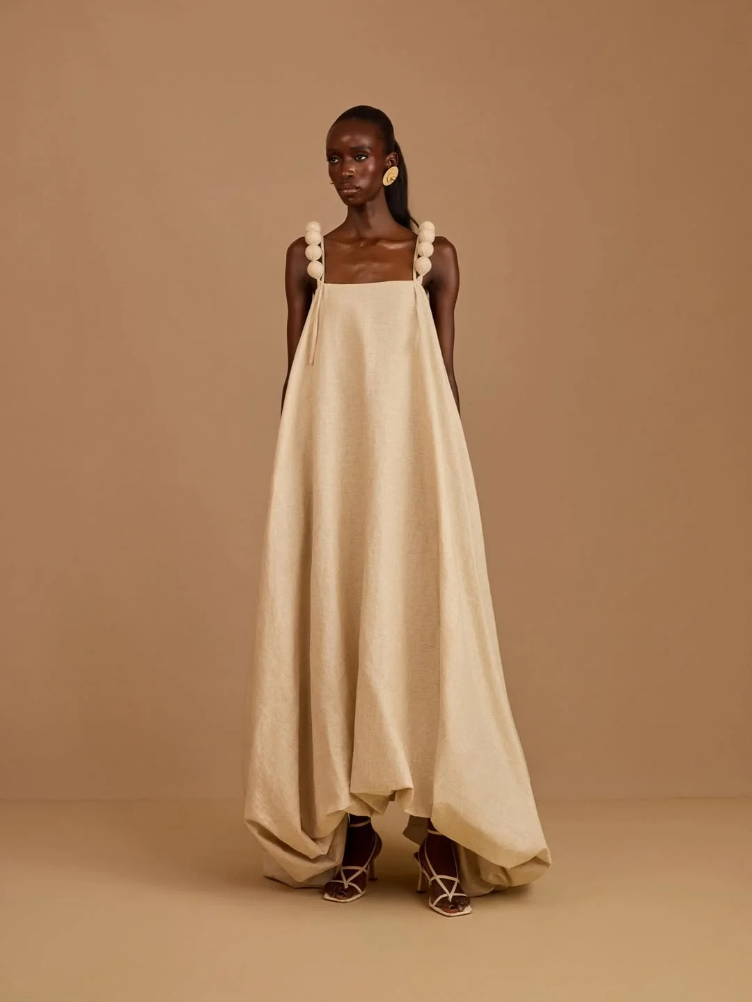 21 July Fashion Trends 2026 The Rise of Sculptural Linen Elegance