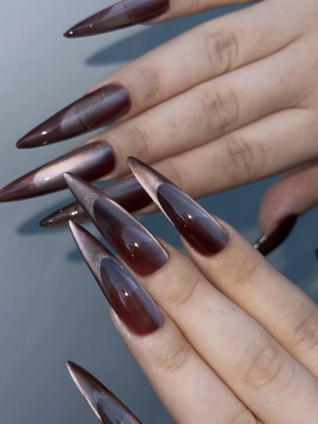20 July Nail Colours Ideas 2026 Smoky Cocoa Cat Eye Elegance