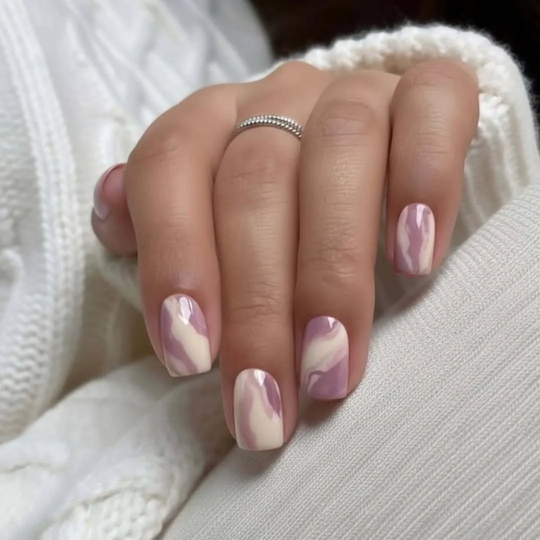 20 June manicure ideas 2026 Soft Lavender Marble Nails for Minimalist Summer Style