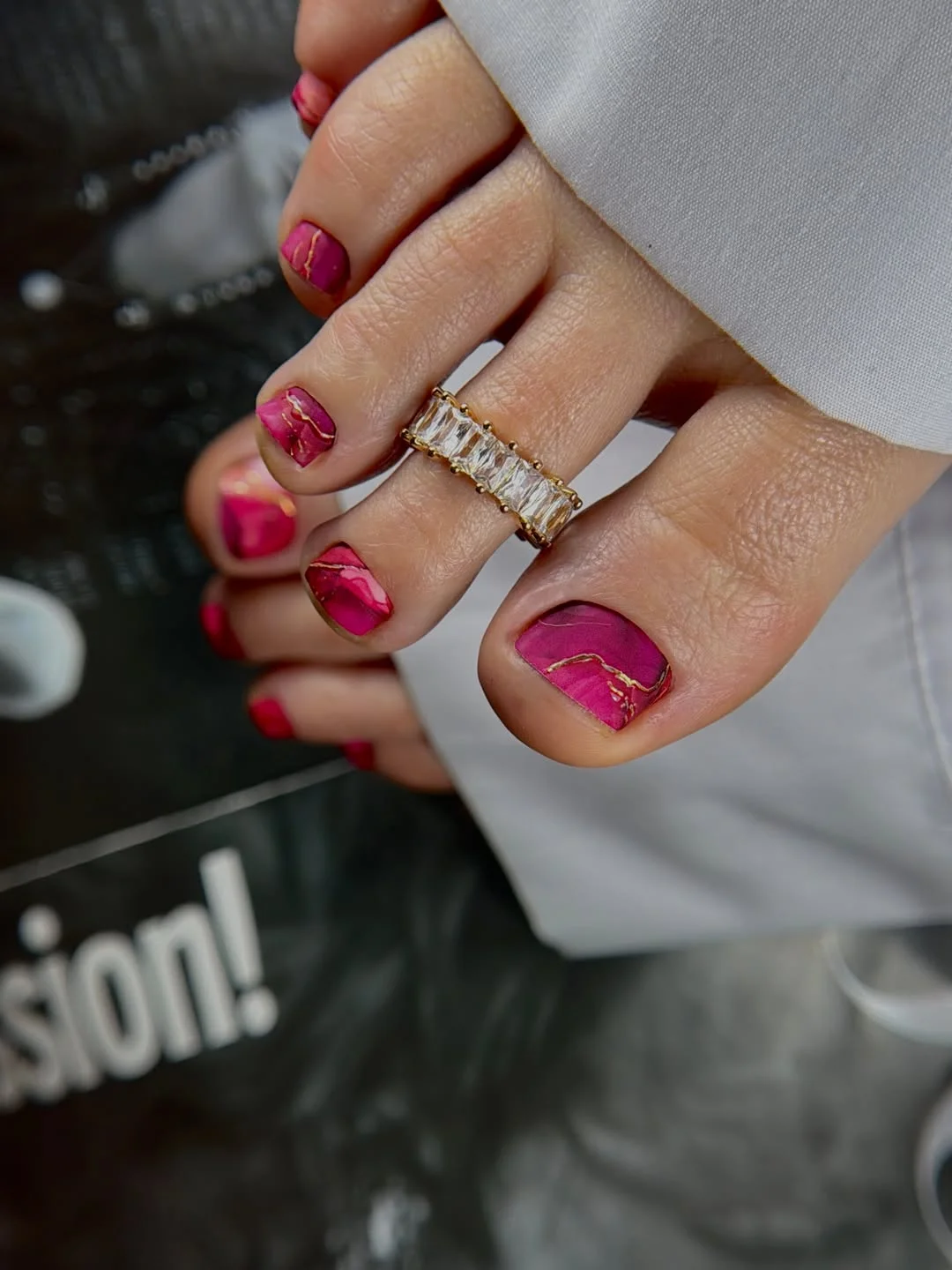 19 June pedicure ideas 2026 Magenta Marble Pedicure with Golden Veins