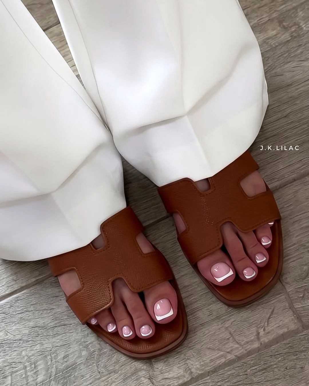 19 June pedicure ideas 2026 Classic White French Pedicure for Effortless Summer Style