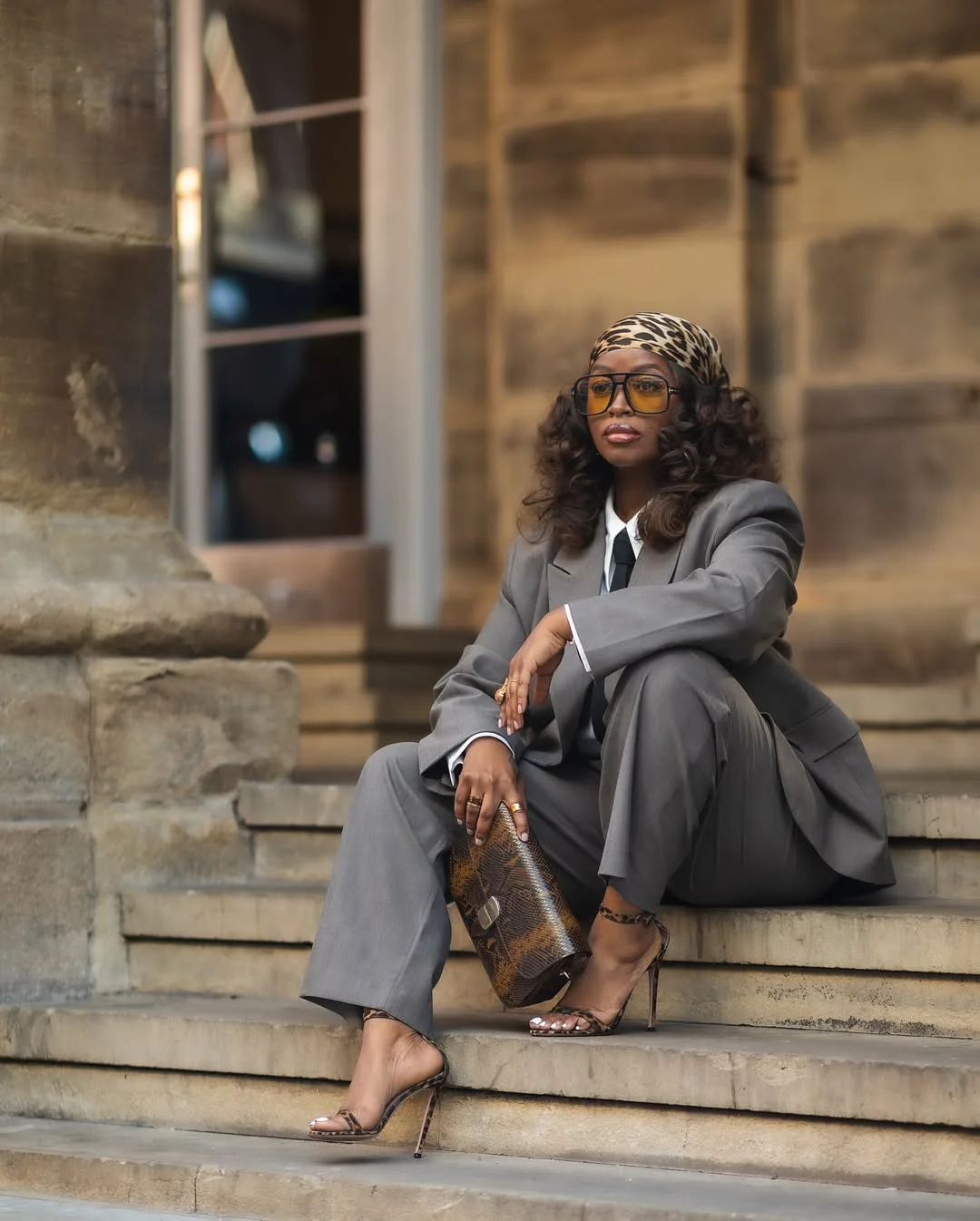 20 New trends: fall fashion 2026 Relaxed Suiting Meets Vintage Accessories