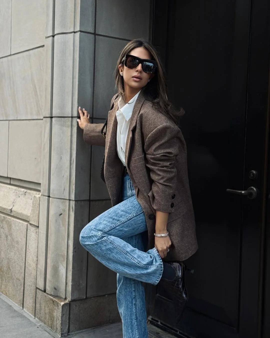 20 New trends: fall fashion 2026 The Oversized Blazer and Denim Revival