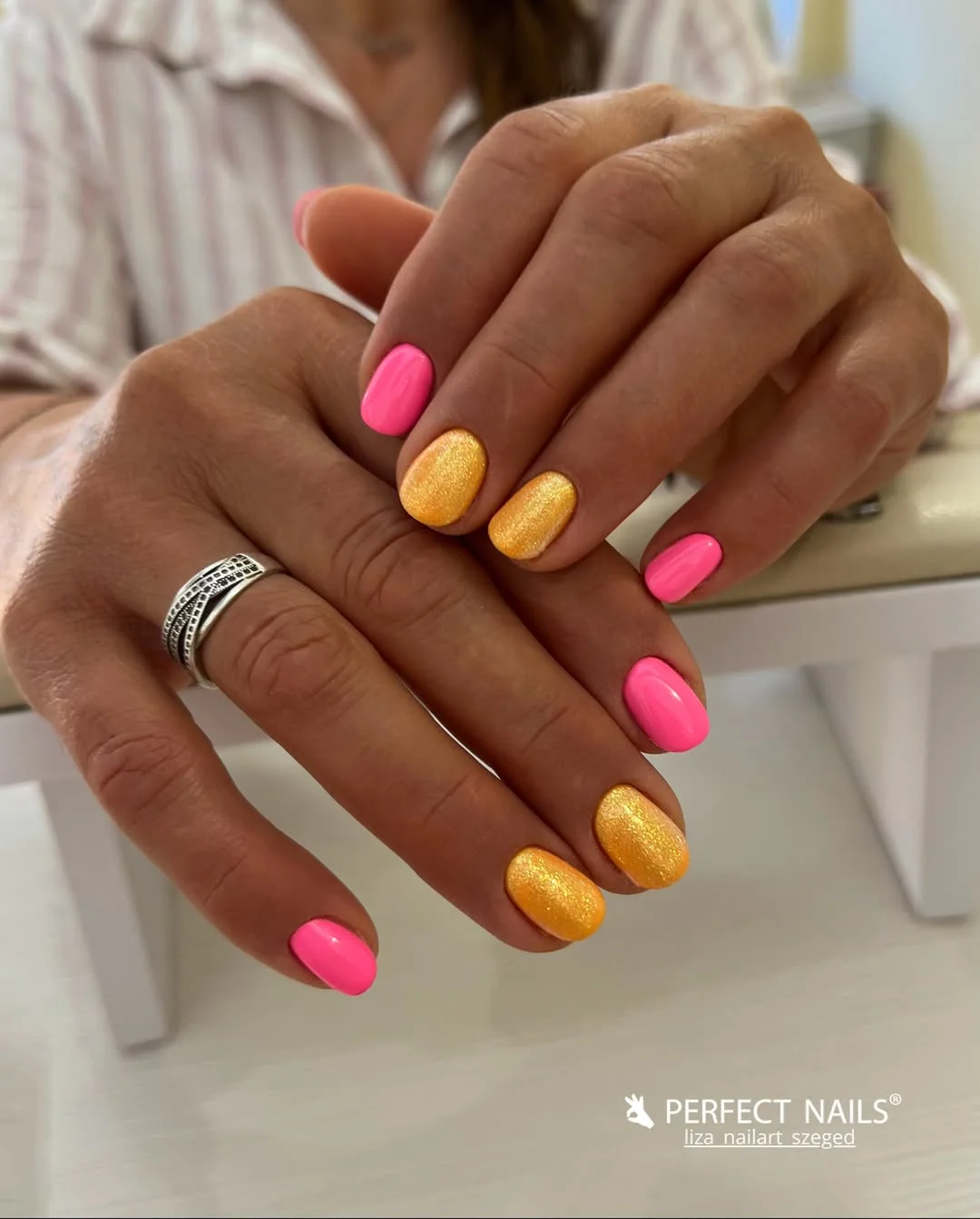 21 plain summer nails 2026 Hot Pink And Golden Yellow Nails That Glow In The Sun