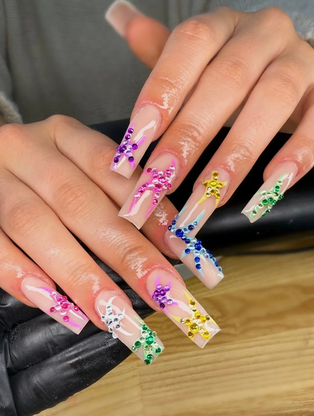 24 starfish summer nails 2026 Rainbow Crystal Starfish Nails With Bright Summer Energy