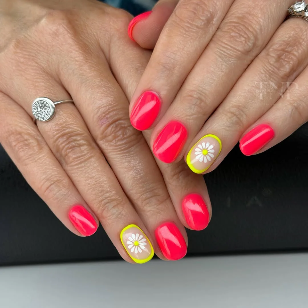 21 summer oval nails 2026 Neon Daisy Nails That Capture the Fun Side of Summer