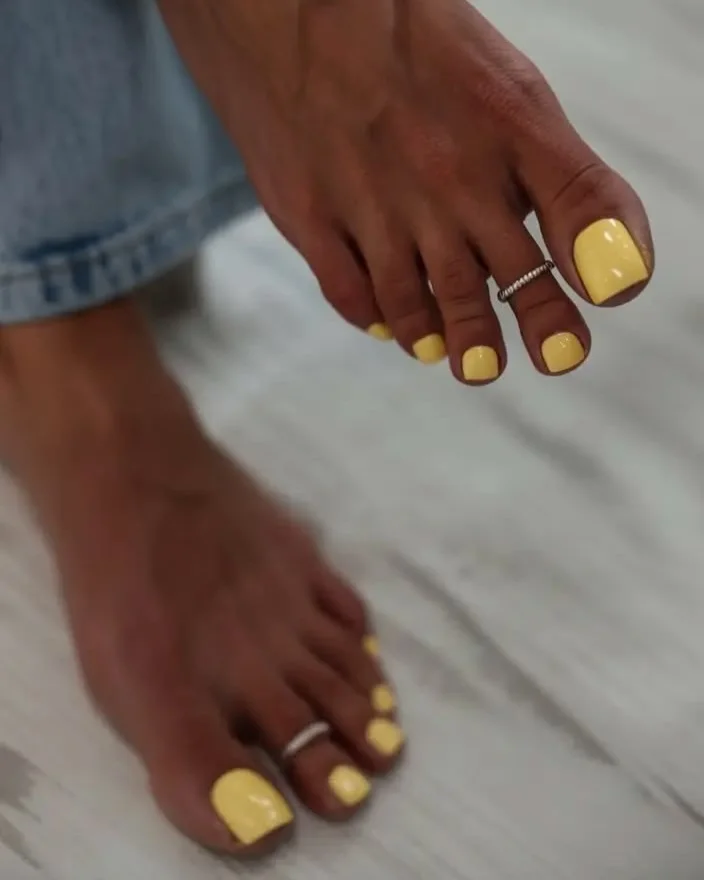 21 summer toe nails design ideas 2026 Sunny Yellow Pedicure That Brightens Every Summer Outfit
